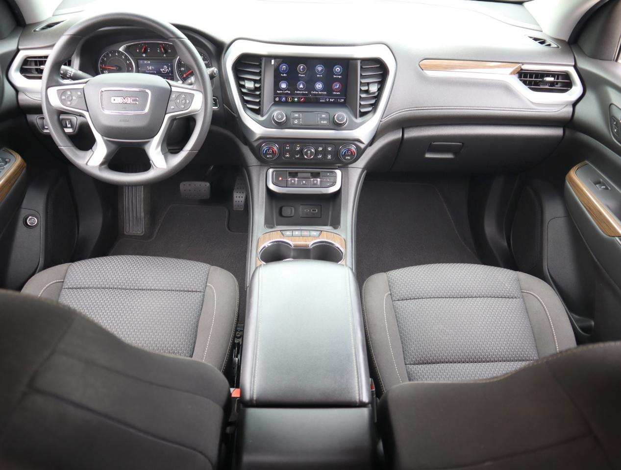 GMC Acadia SLE 2022