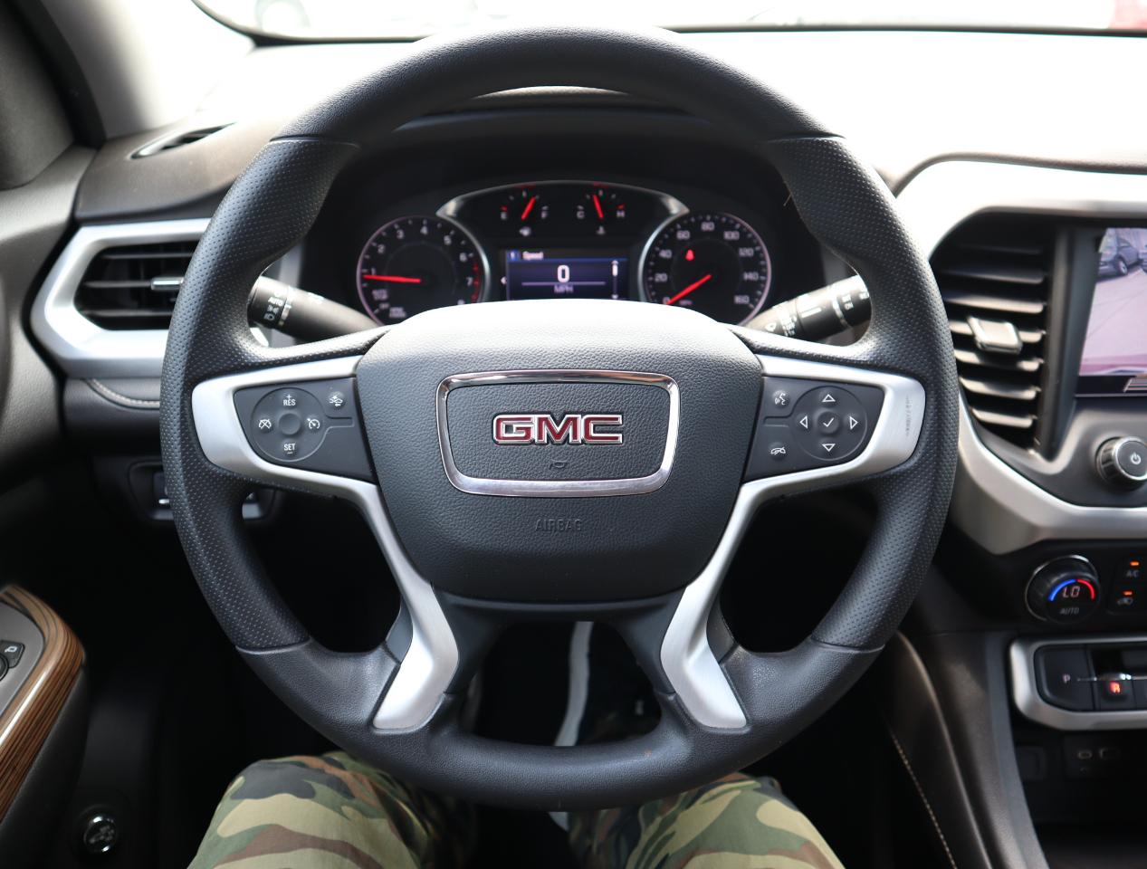 GMC Acadia SLE 2022