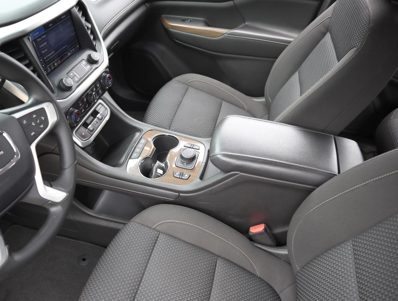 GMC Acadia SLE 2022