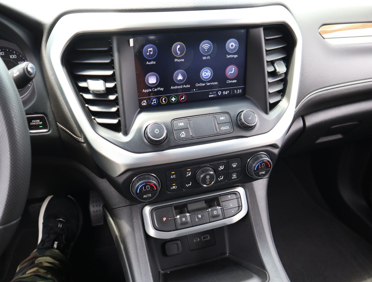 GMC Acadia SLE 2022