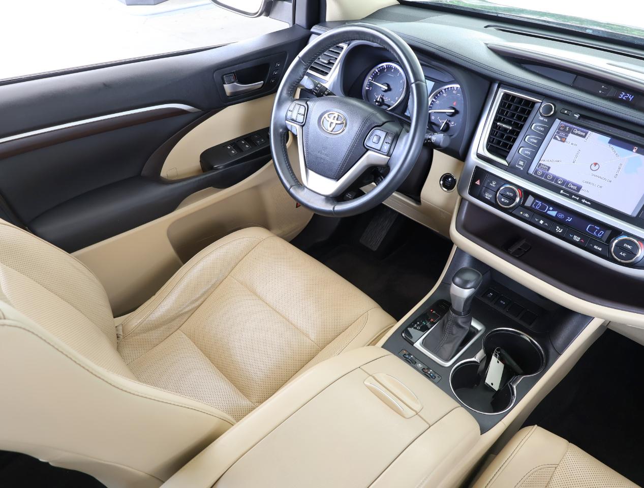 Toyota Highlander Limited 2016