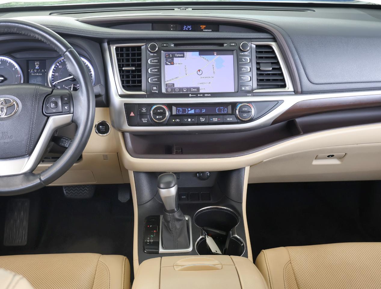 Toyota Highlander Limited 2016