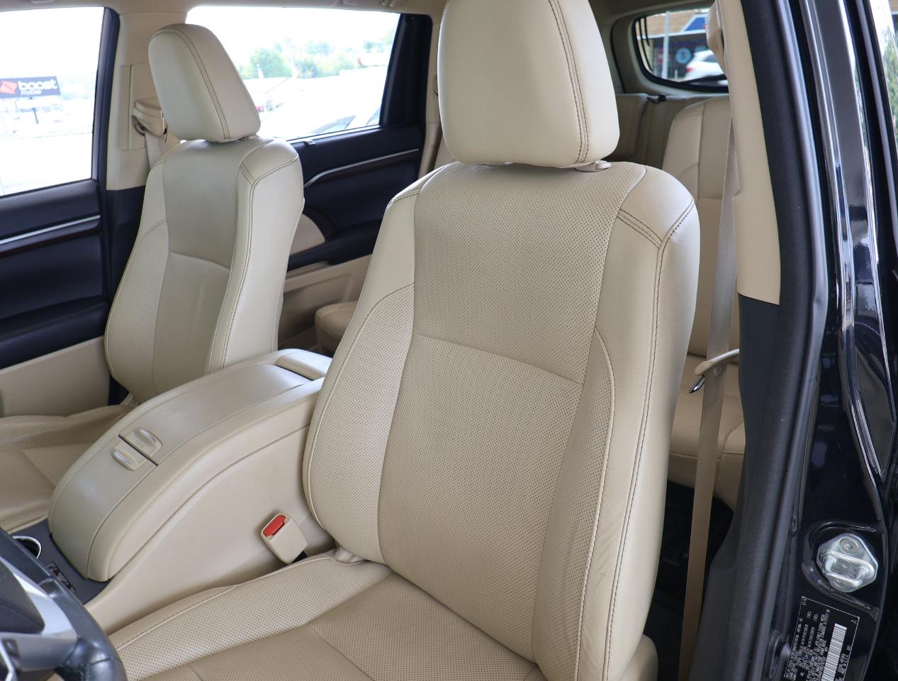 Toyota Highlander Limited 2016
