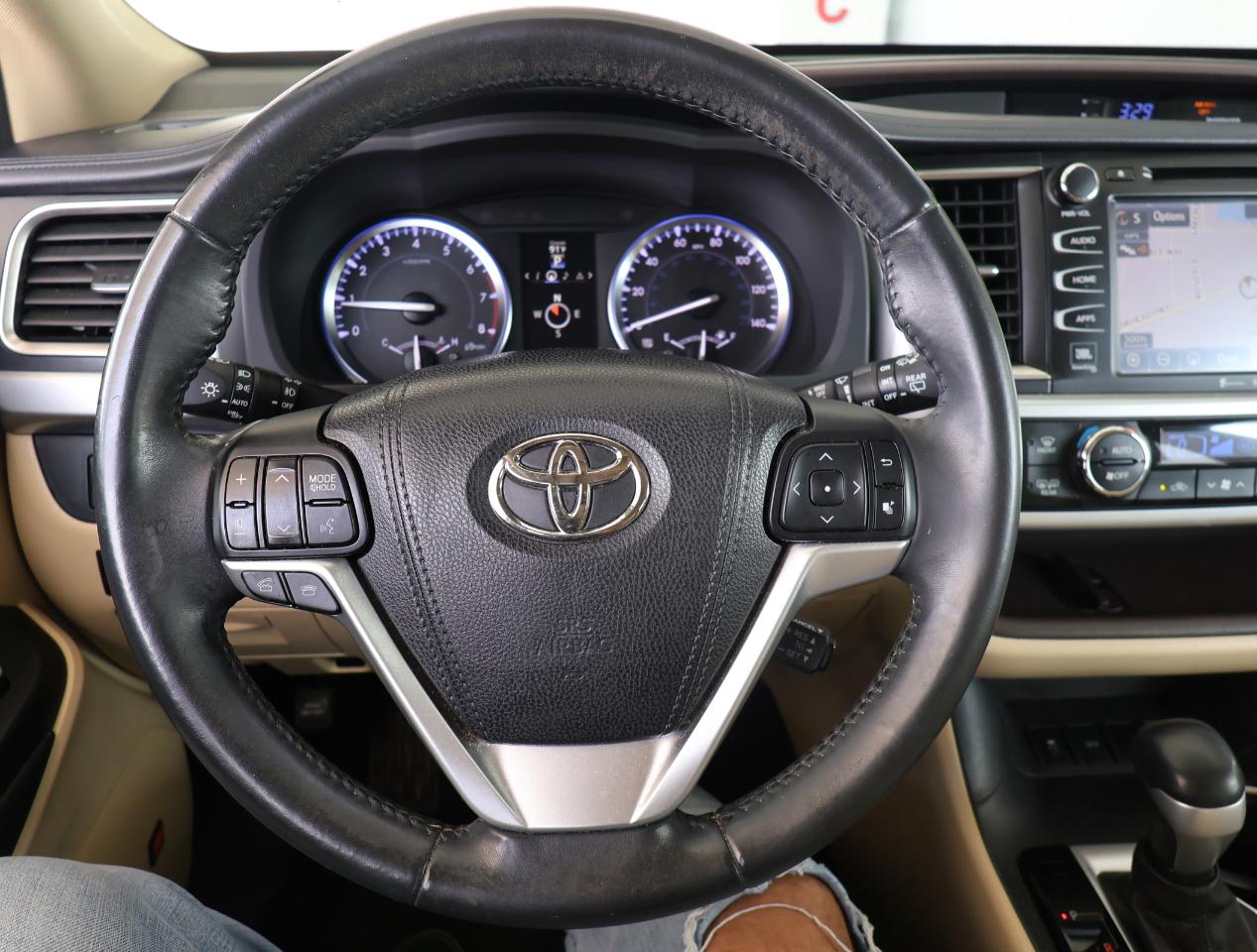 Toyota Highlander Limited 2016