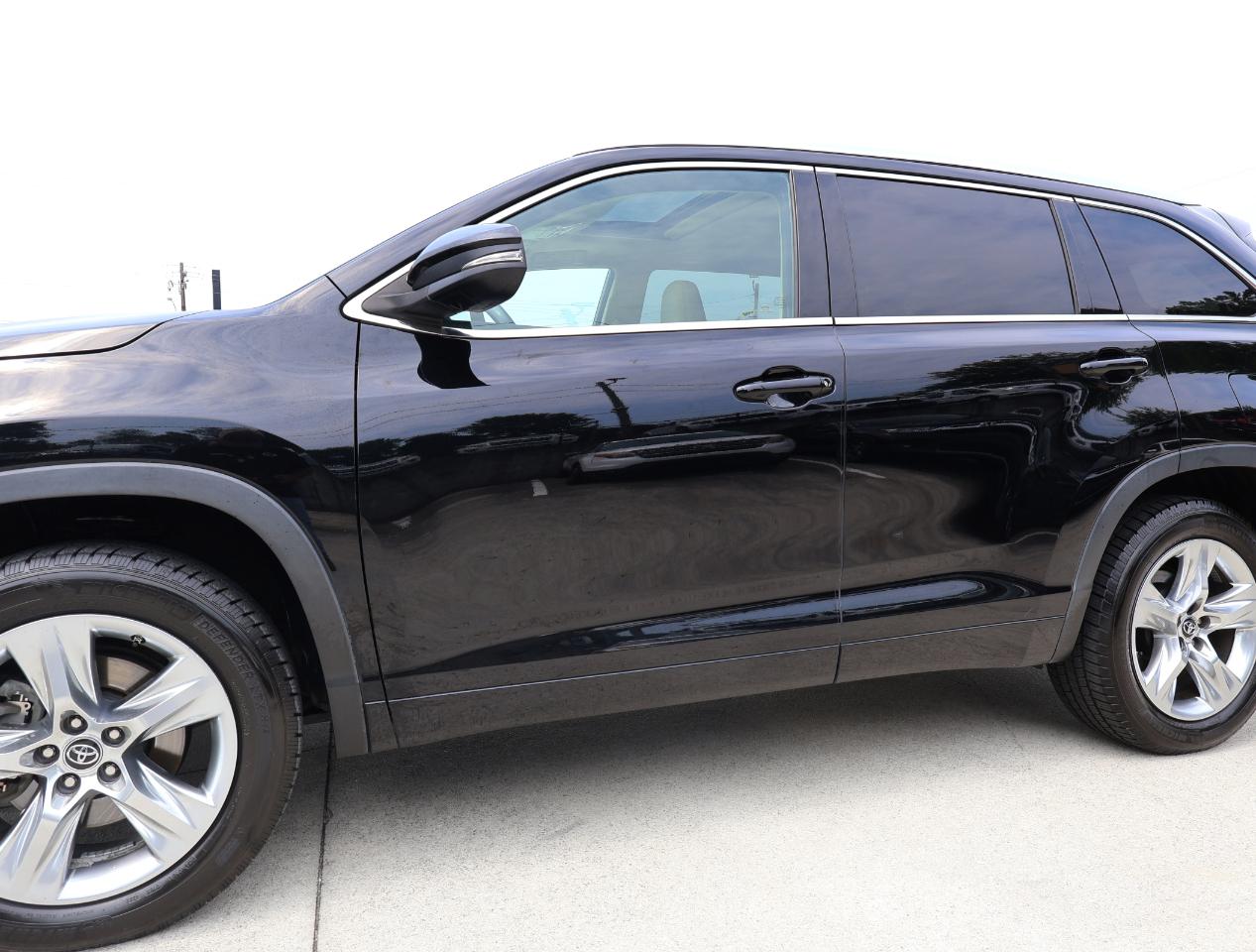 Toyota Highlander Limited 2016