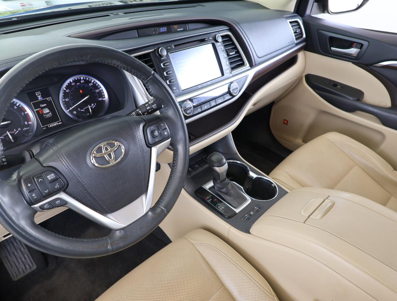 Toyota Highlander Limited 2016