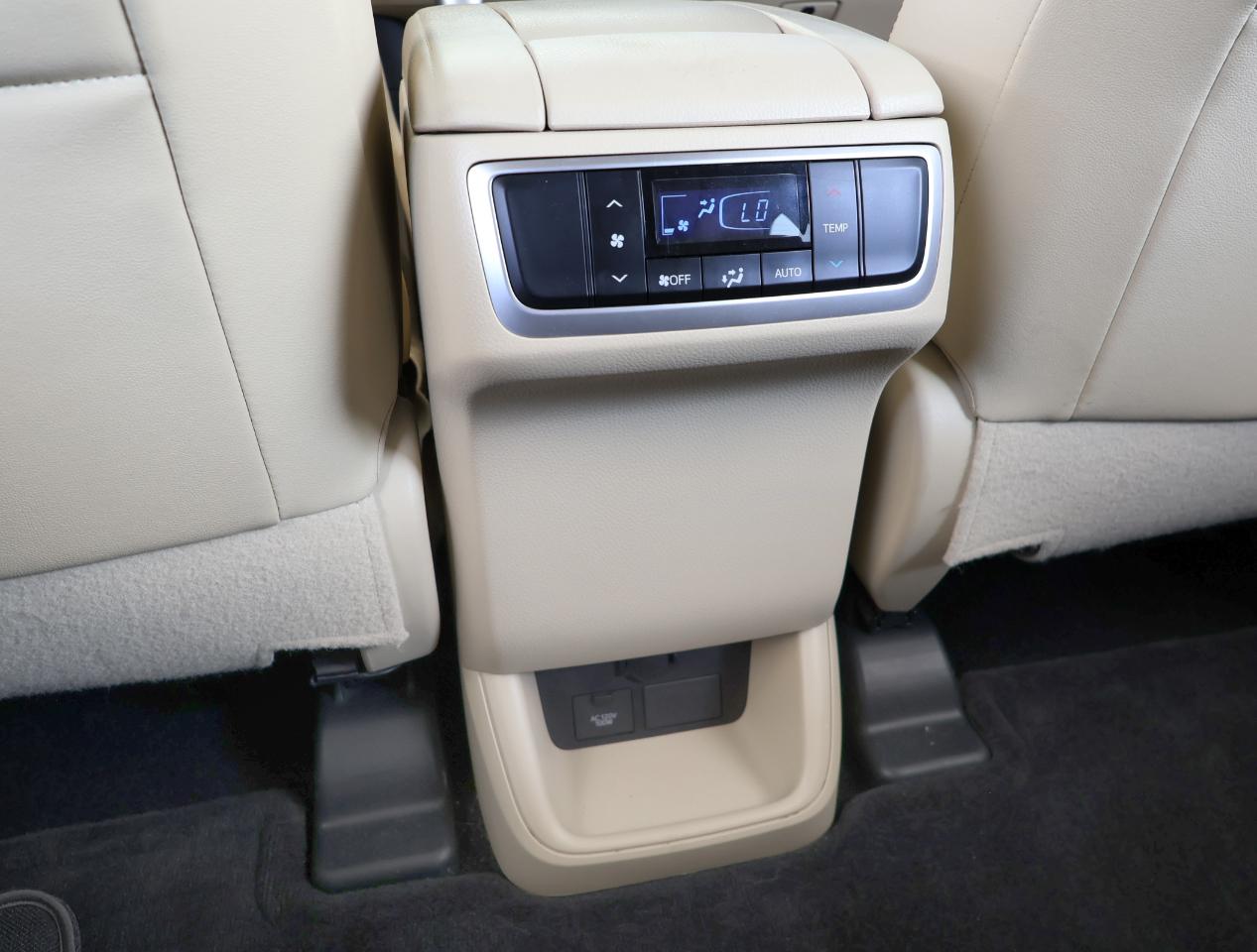 Toyota Highlander Limited 2016