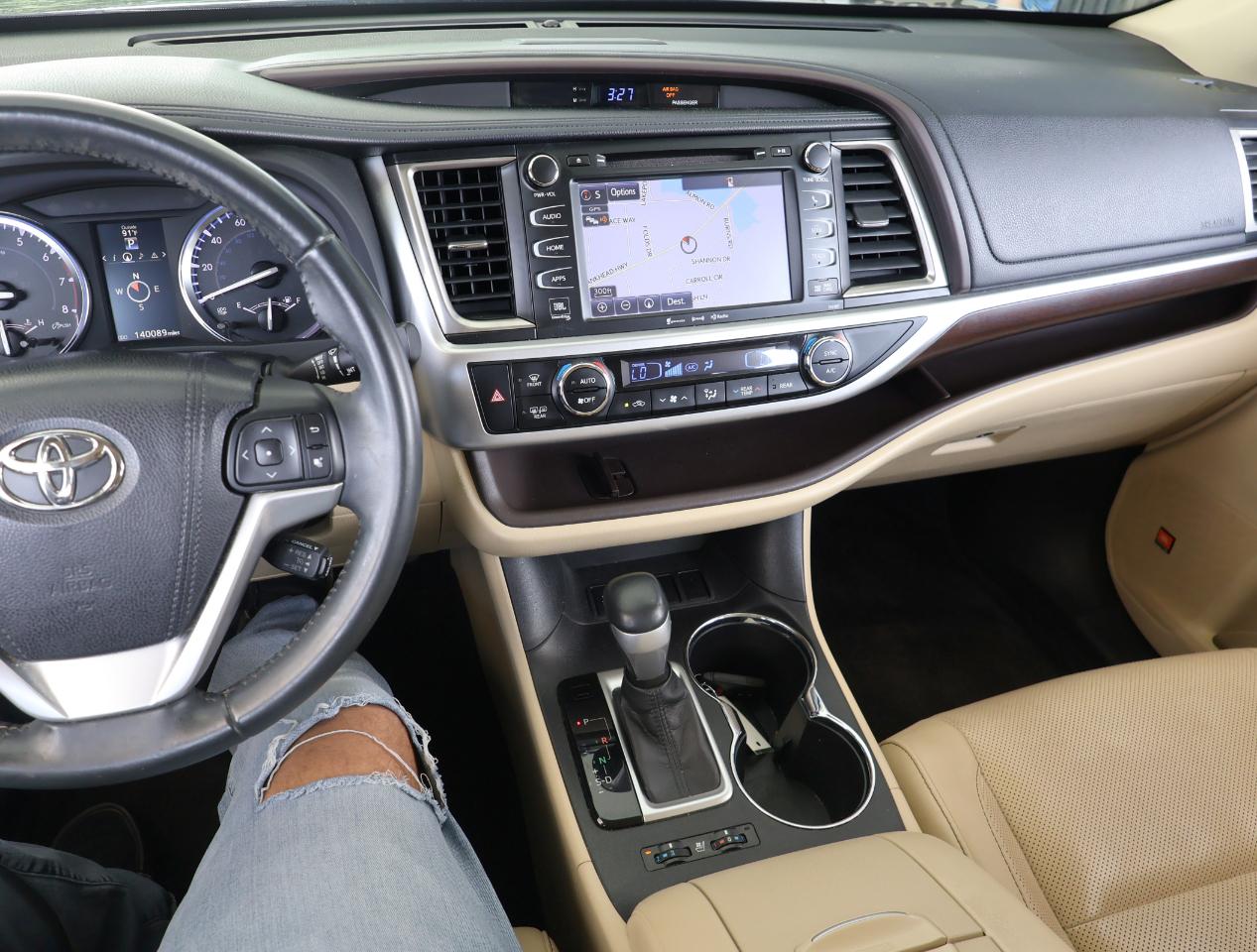 Toyota Highlander Limited 2016
