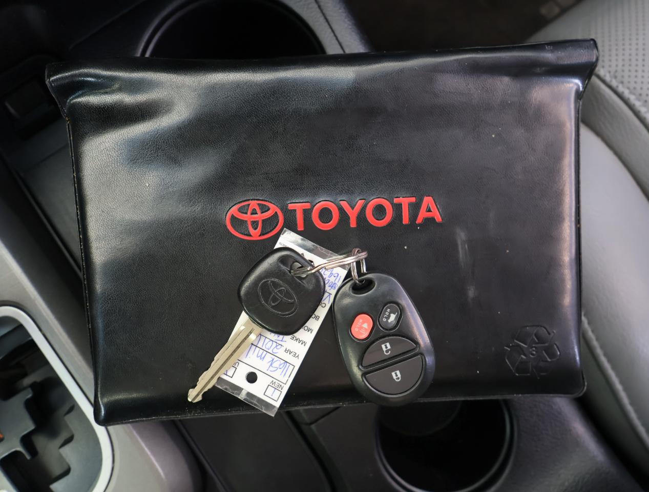 Toyota Sequoia Plantium 2WD 2016