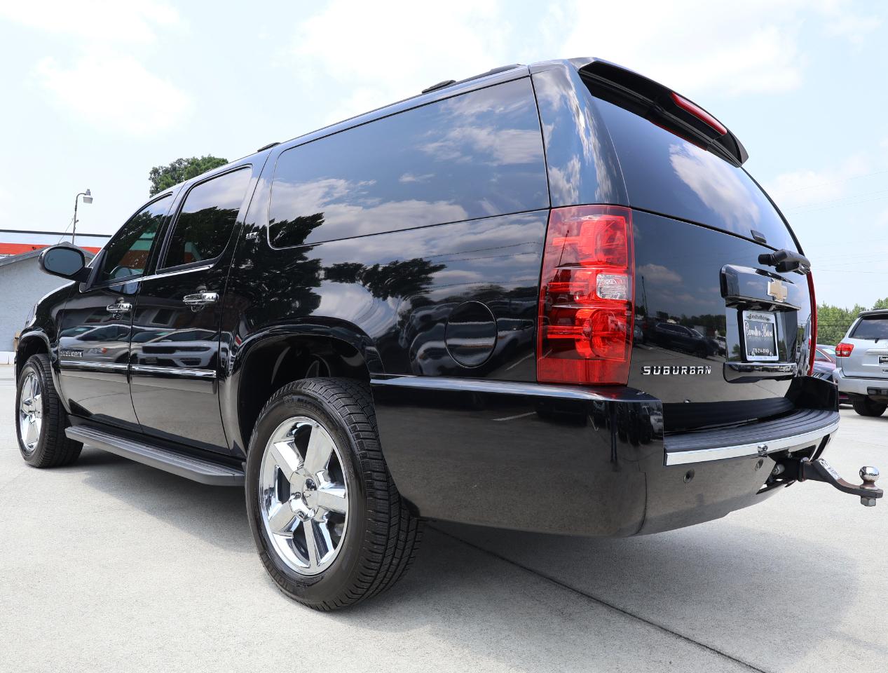 Chevrolet Suburban LTZ 1500 2WD 2012