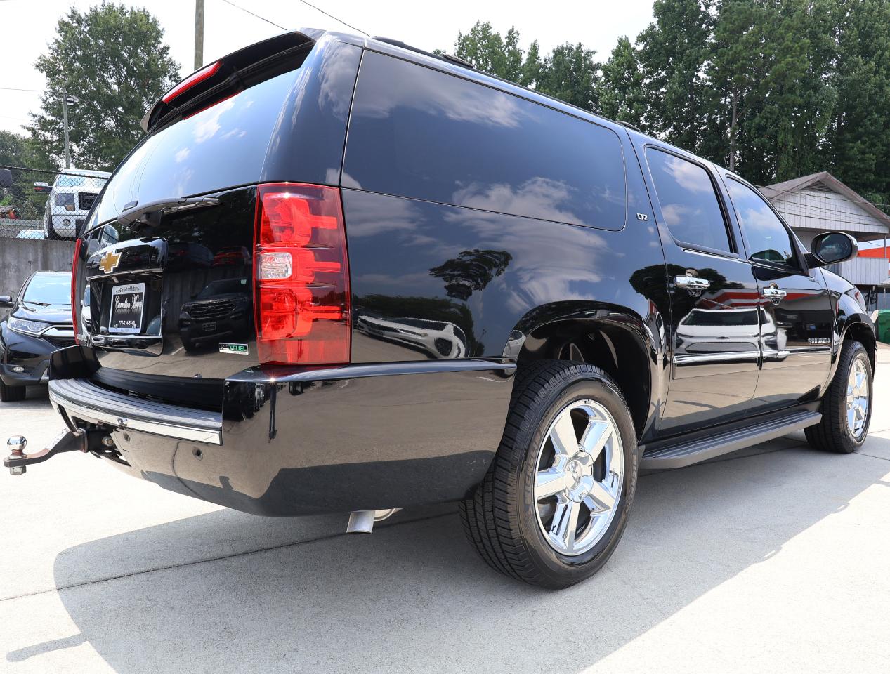 Chevrolet Suburban LTZ 1500 2WD 2012