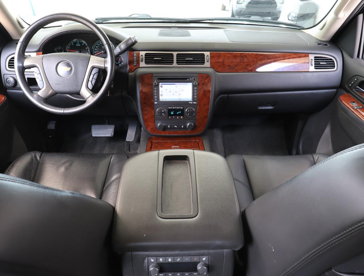 Chevrolet Suburban LTZ 1500 2WD 2012