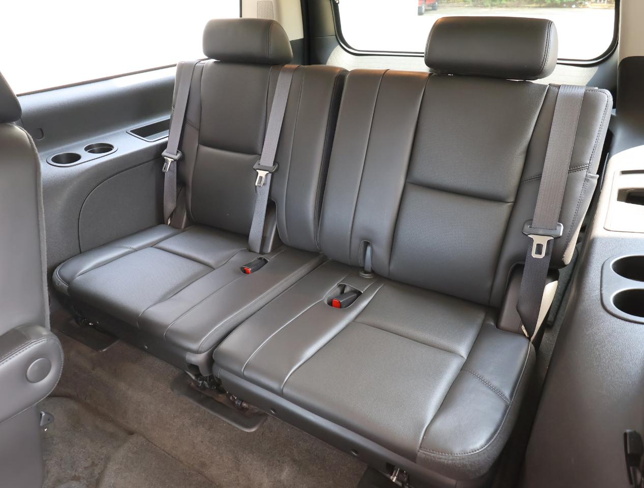 Chevrolet Suburban LTZ 1500 2WD 2012