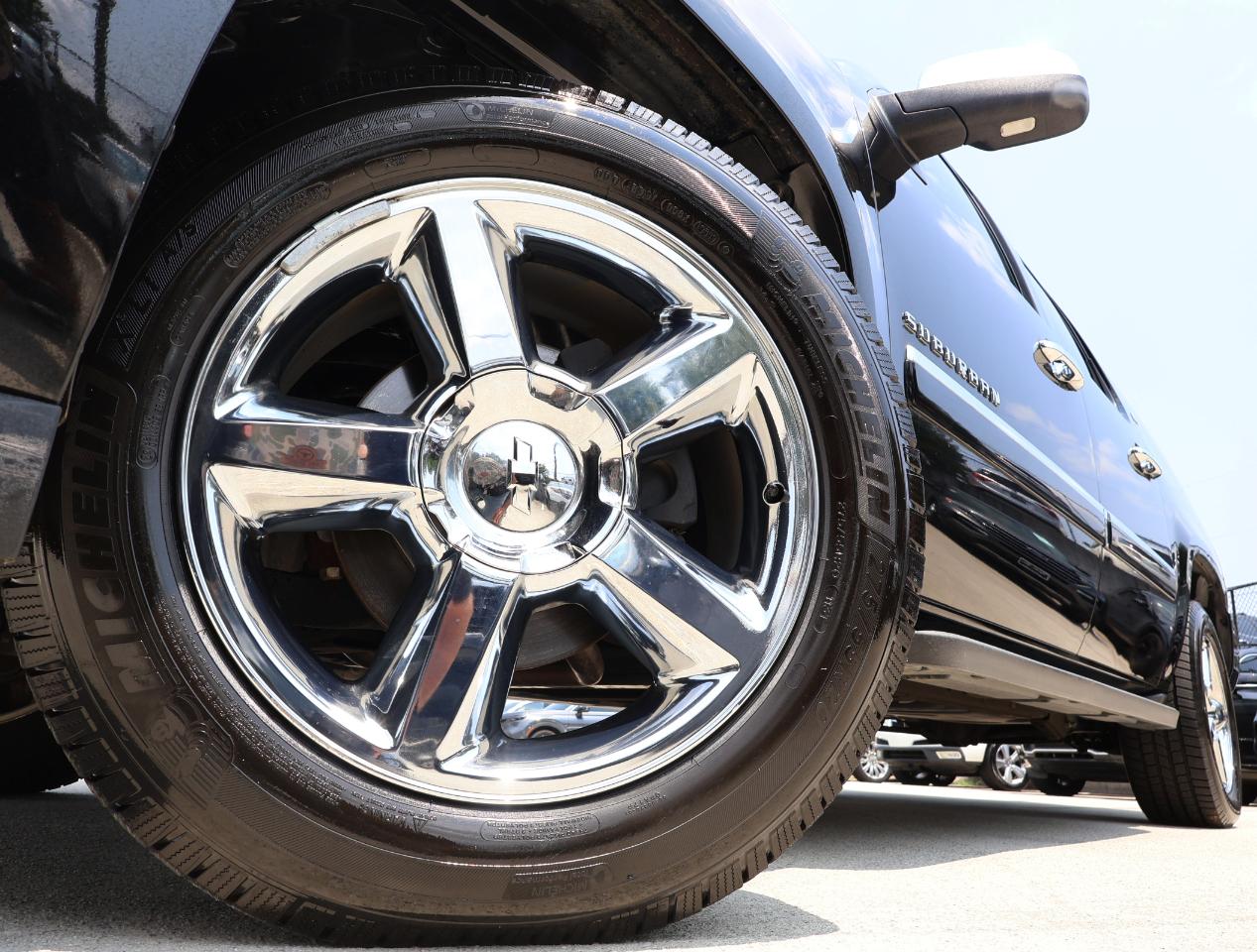 Chevrolet Suburban LTZ 1500 2WD 2012