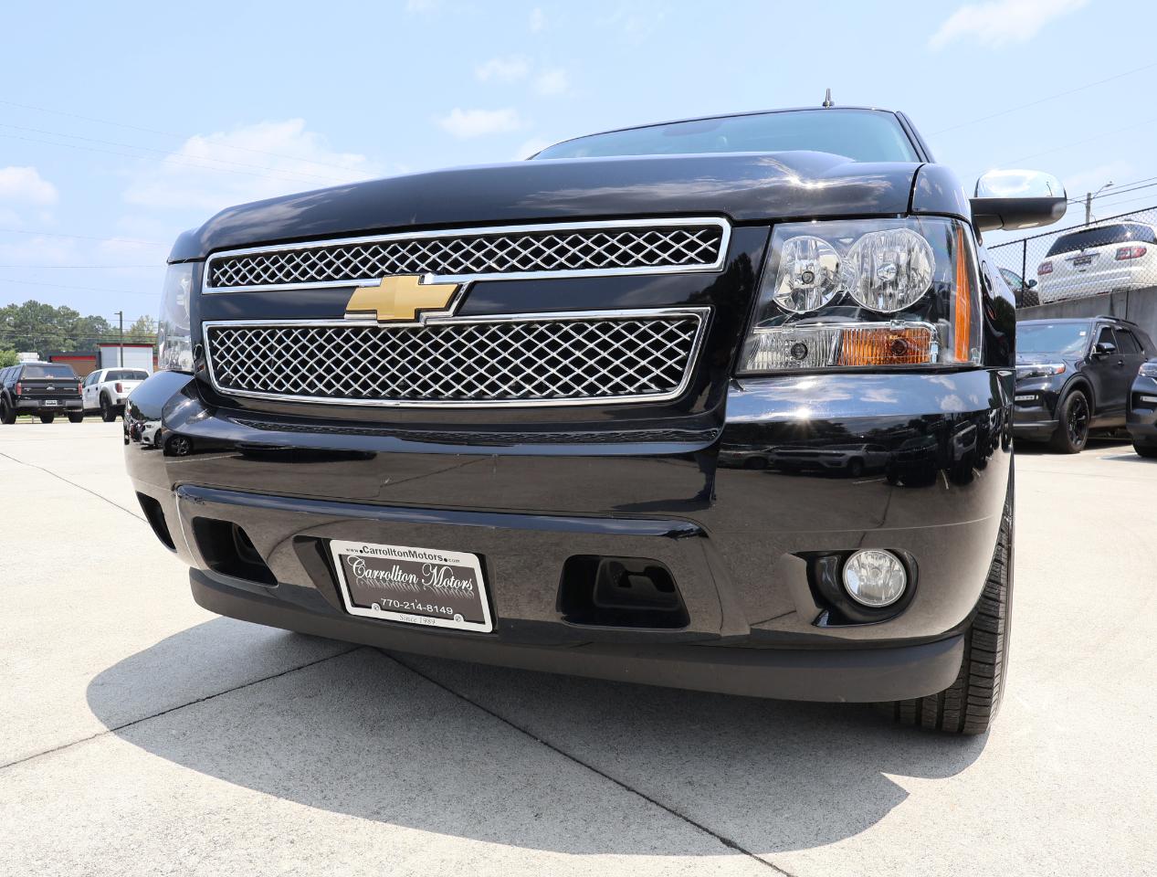 Chevrolet Suburban LTZ 1500 2WD 2012