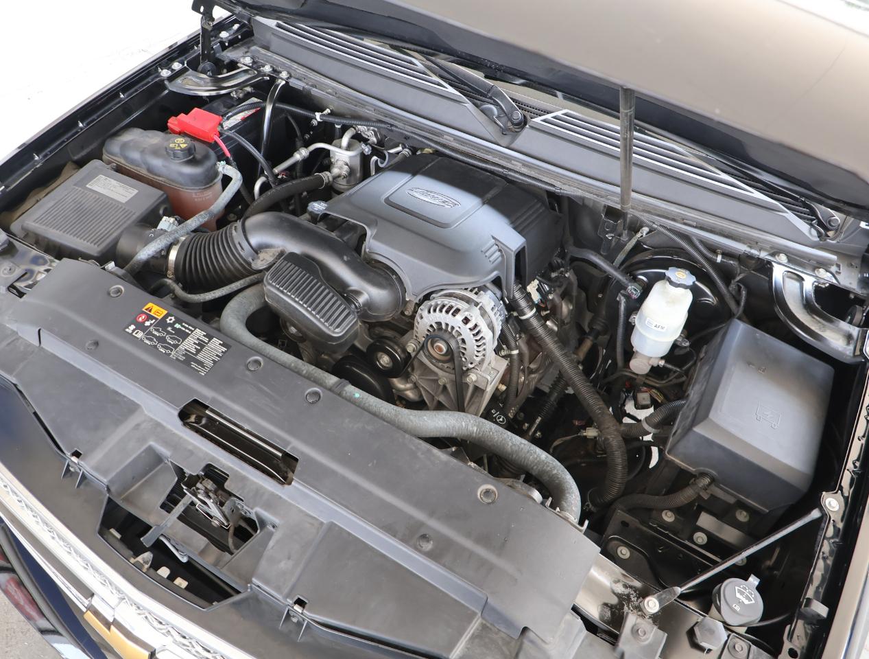 Chevrolet Suburban LTZ 1500 2WD 2012