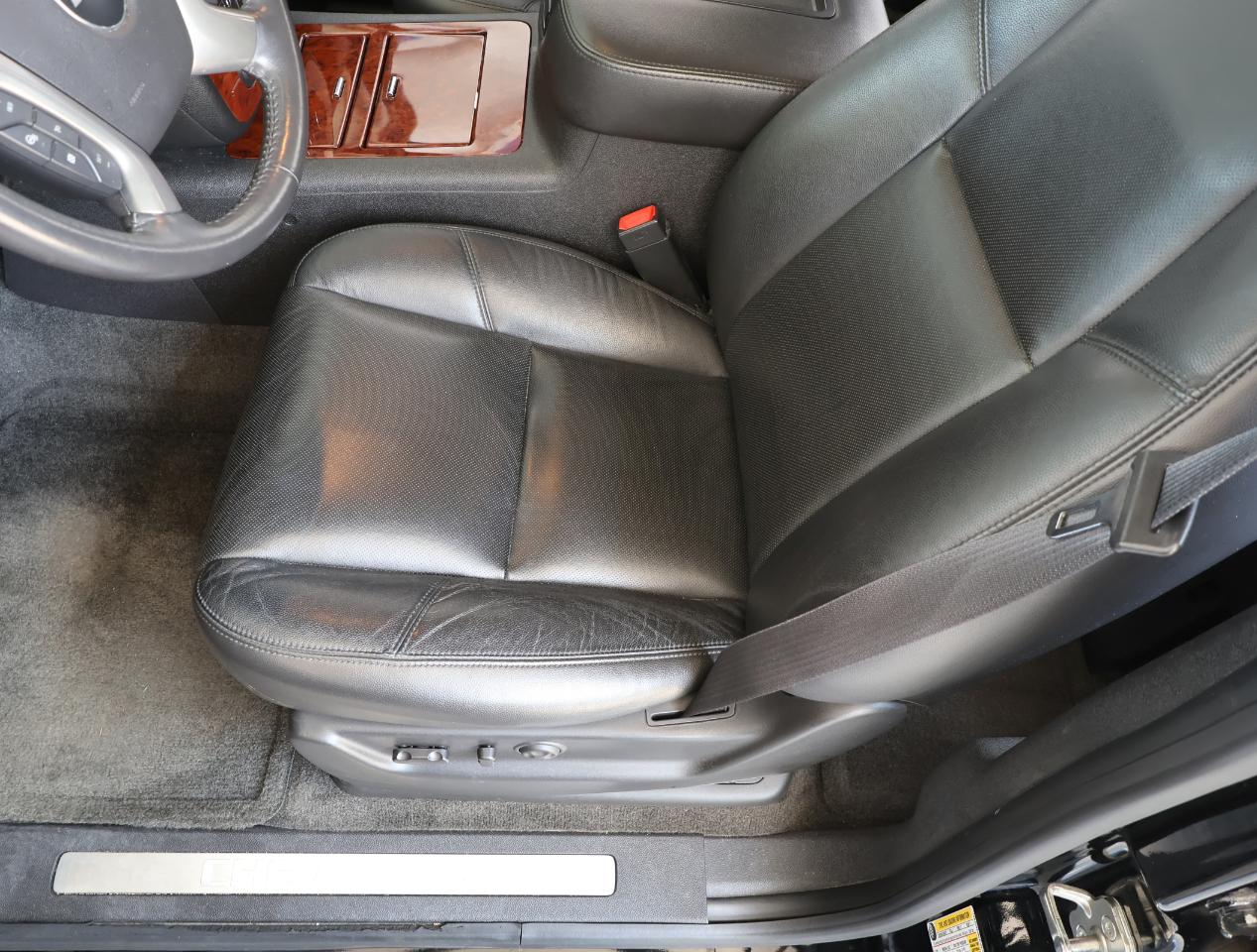 Chevrolet Suburban LTZ 1500 2WD 2012