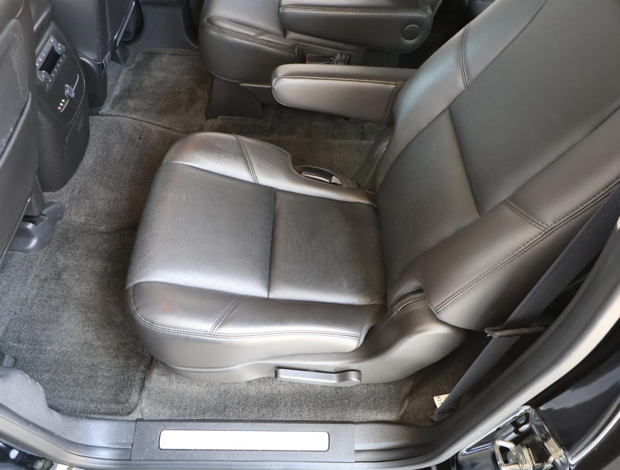 Chevrolet Suburban LTZ 1500 2WD 2012