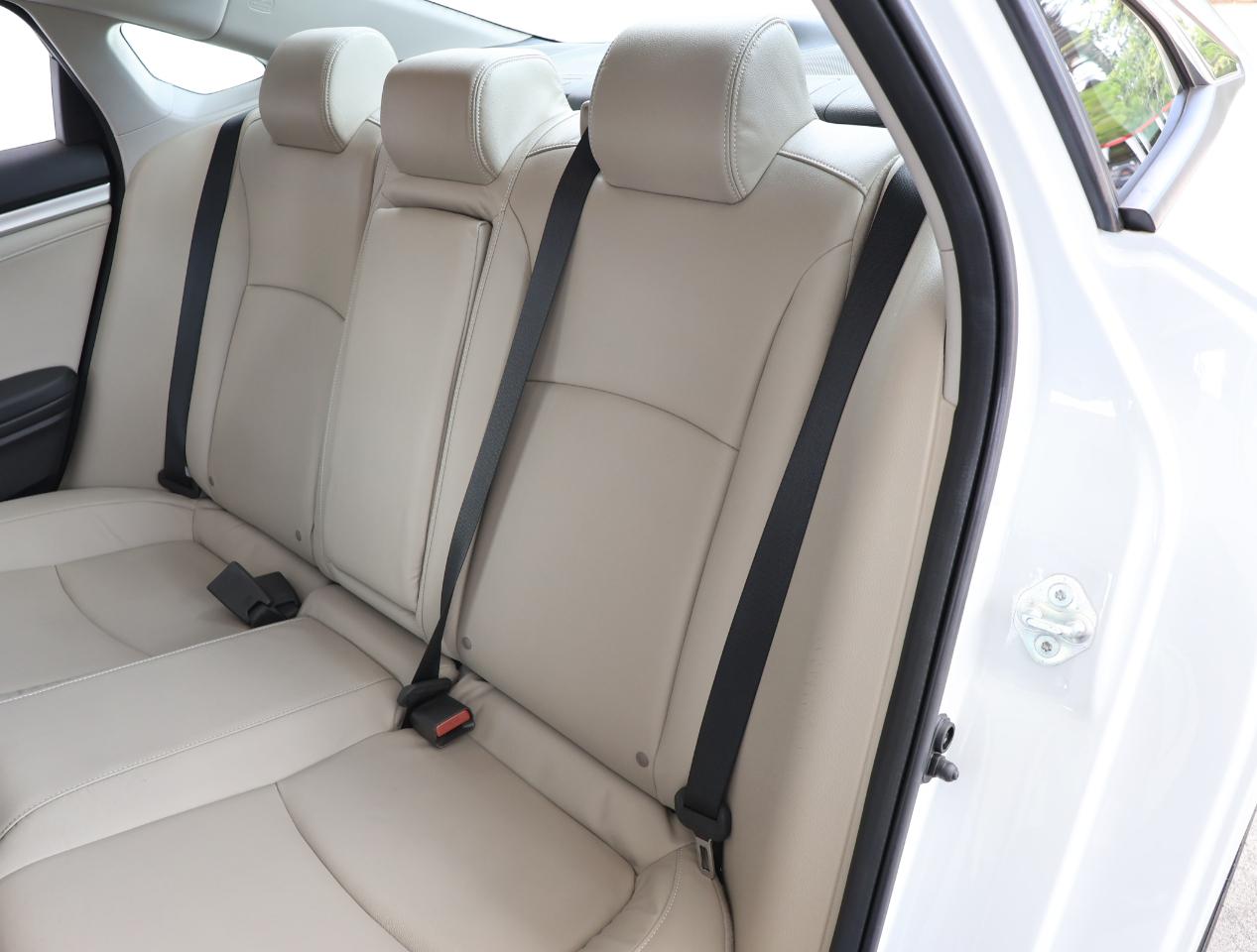 Honda Civic EX-L 2021