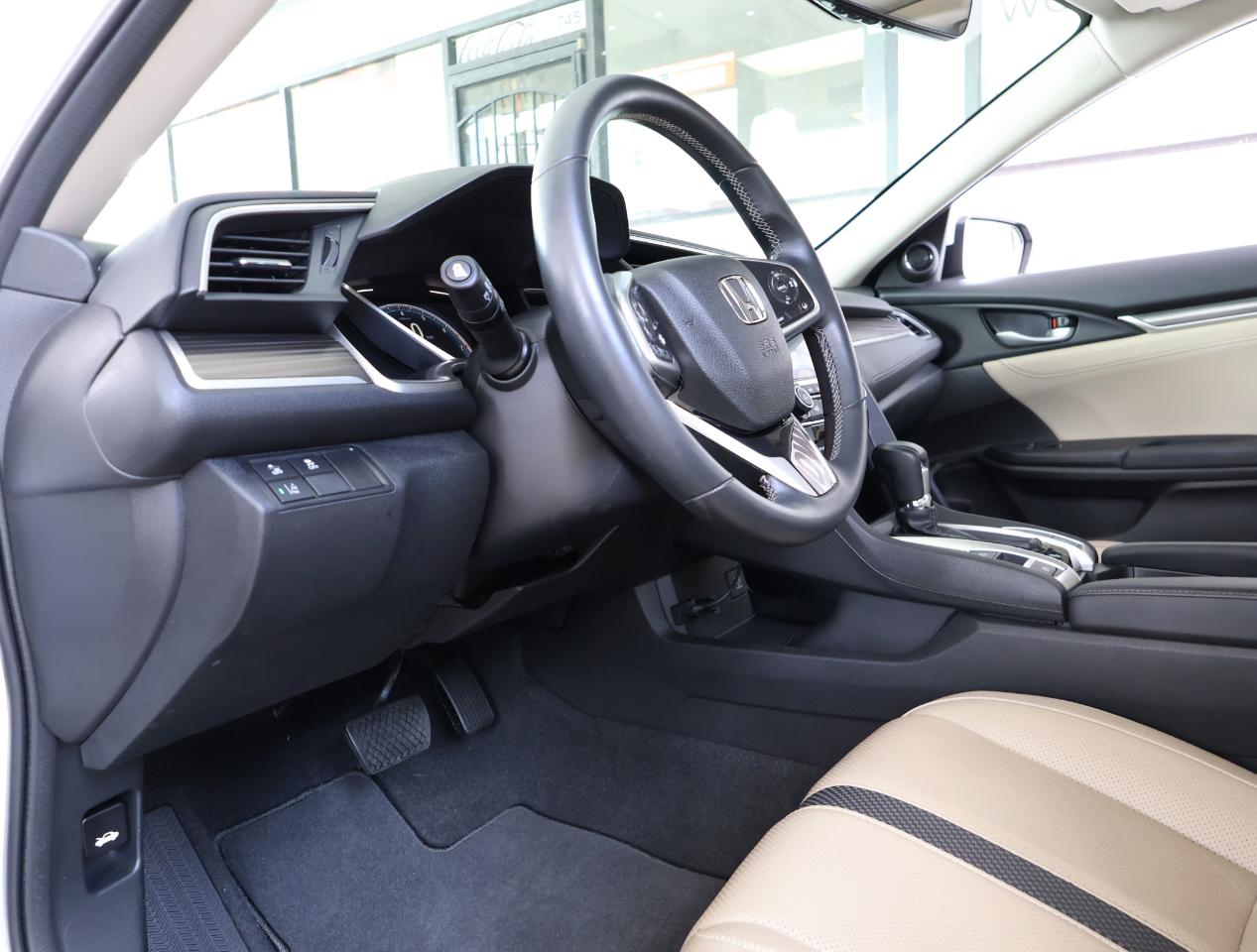 Honda Civic EX-L 2021