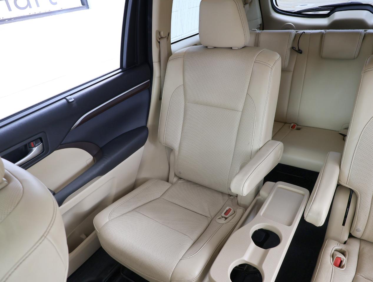 Toyota Highlander Limited 2015