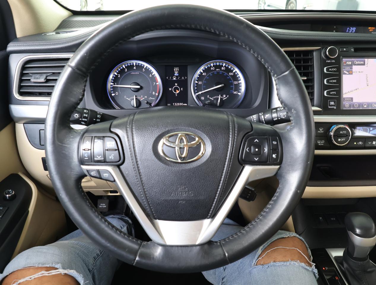 Toyota Highlander Limited 2015