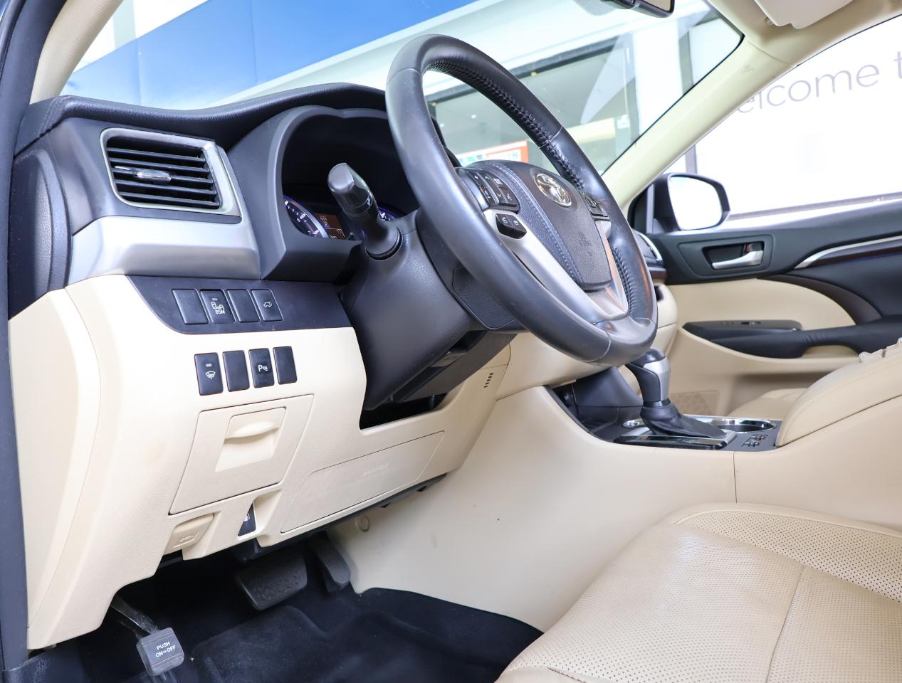 Toyota Highlander Limited 2015