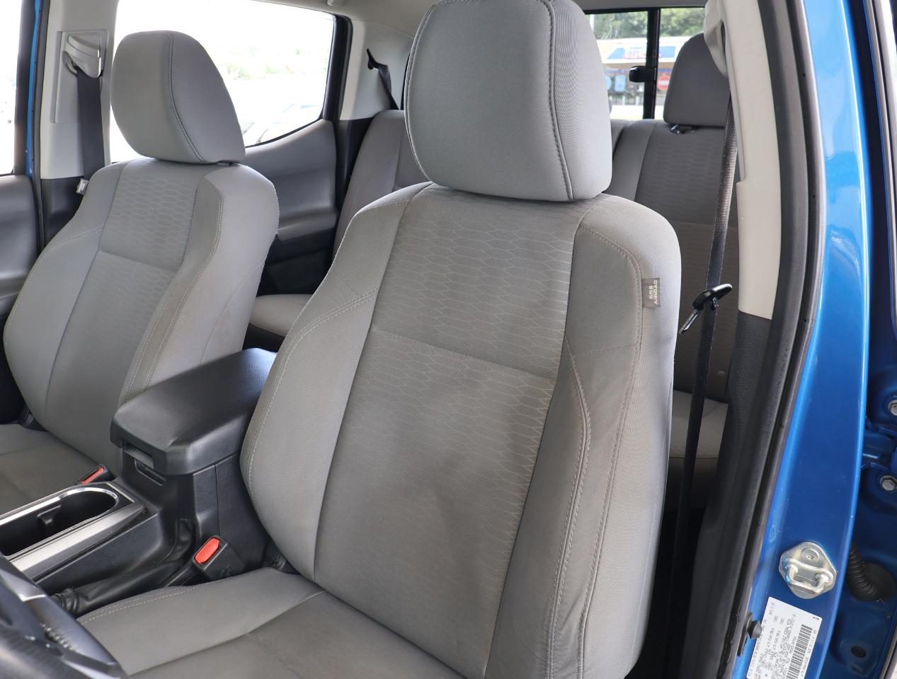 Toyota Tacoma SR5 Double Cab 2016