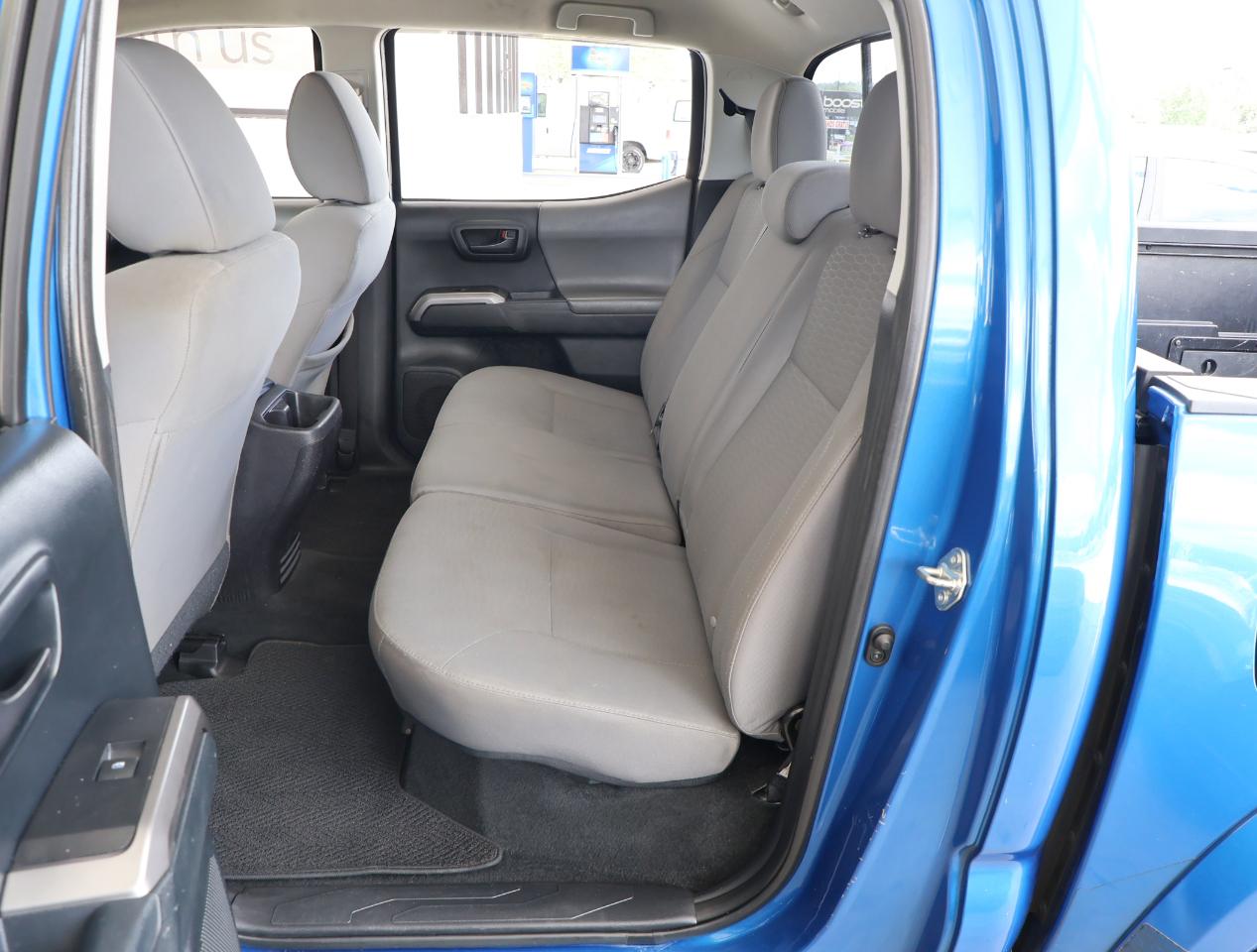 Toyota Tacoma SR5 Double Cab 2016