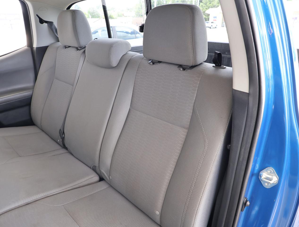 Toyota Tacoma SR5 Double Cab 2016