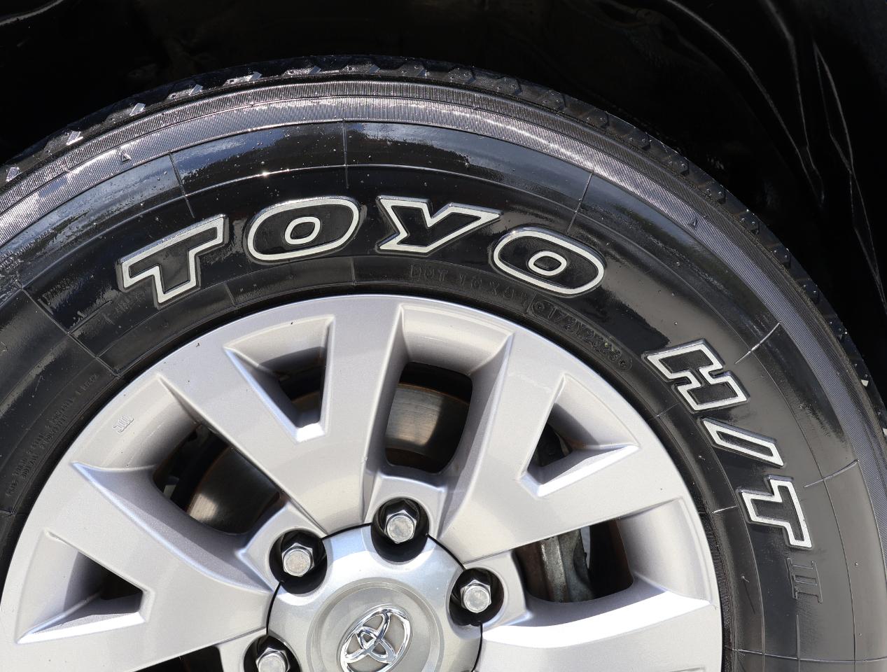 Toyota Tacoma SR5 Double Cab 2016