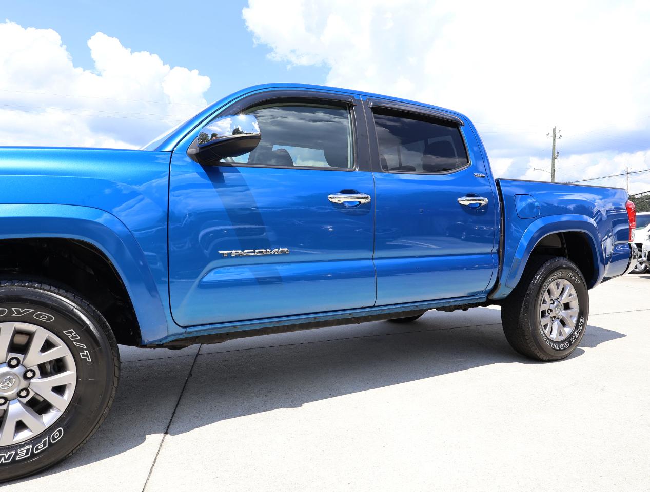 Toyota Tacoma SR5 Double Cab 2016