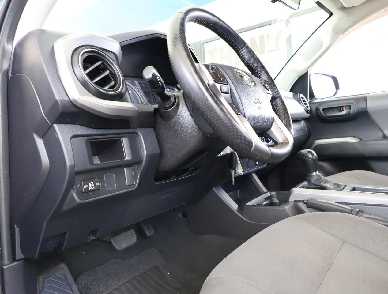 Toyota Tacoma SR5 Double Cab 2016