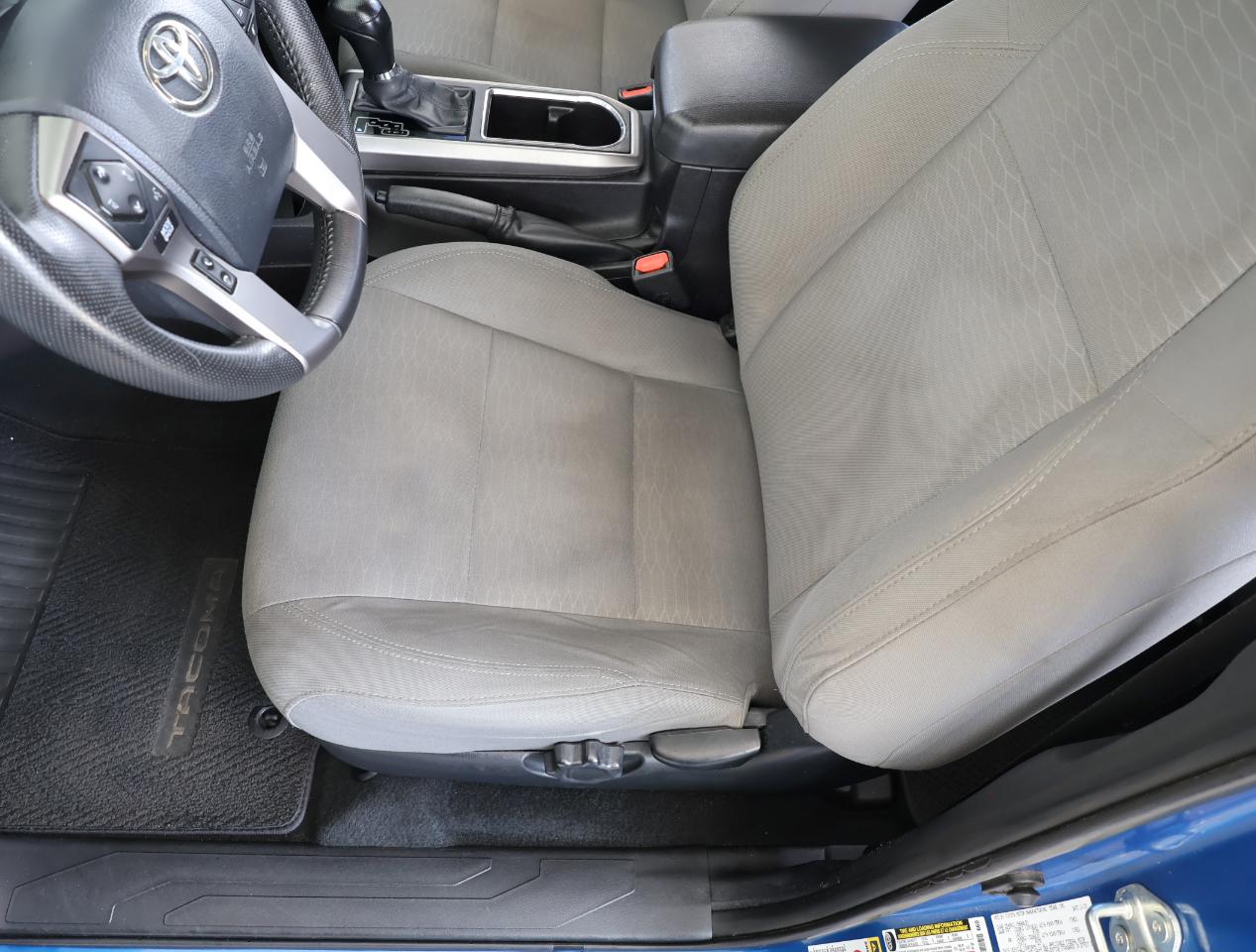 Toyota Tacoma SR5 Double Cab 2016