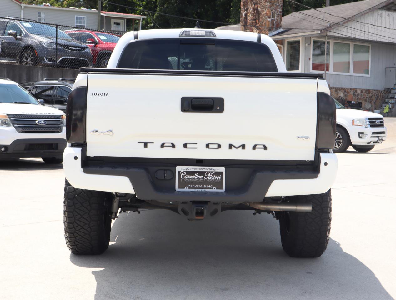 Toyota Tacoma SR5 Double Cab 4WD V6 2023
