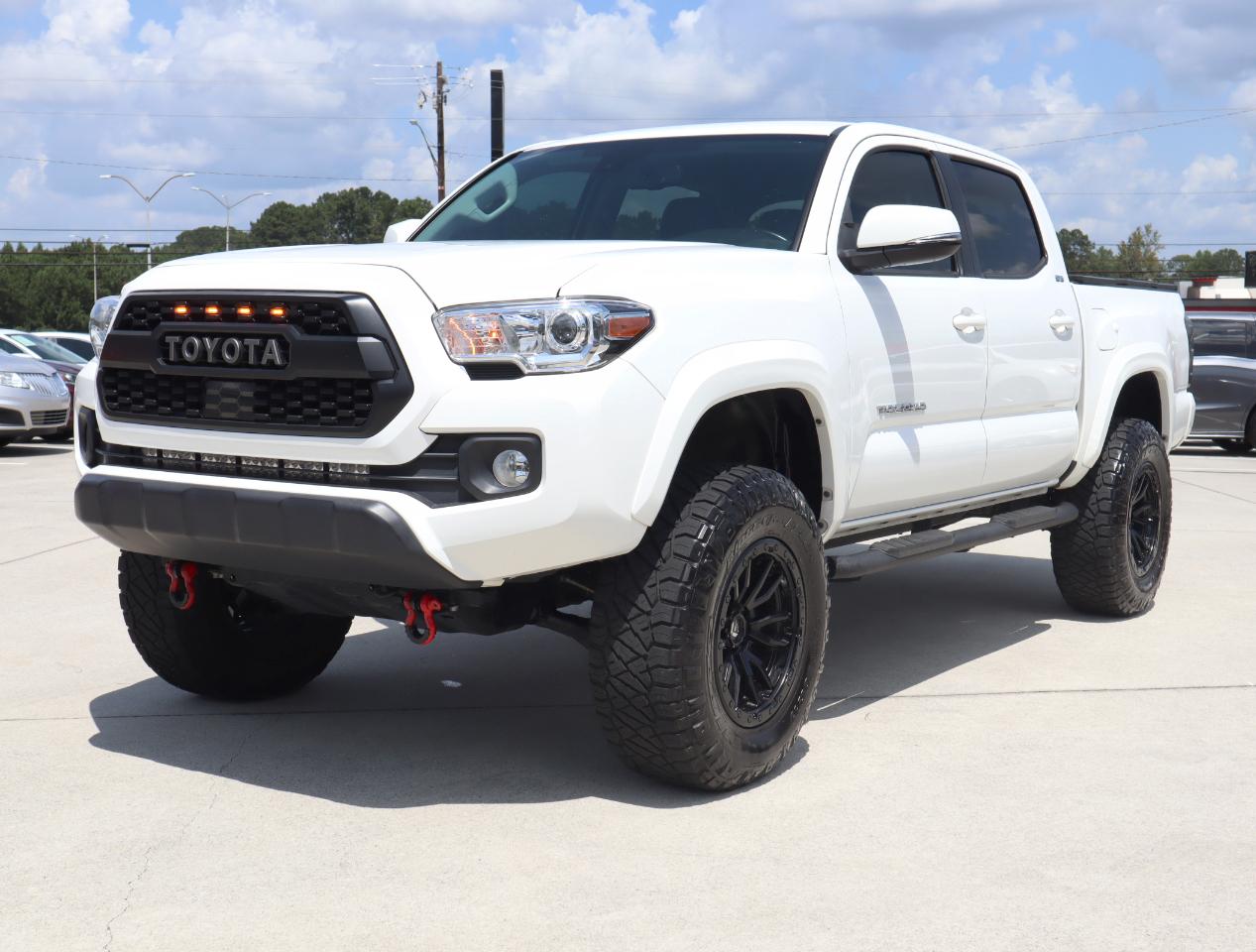 Toyota Tacoma SR5 Double Cab 4WD V6 2023