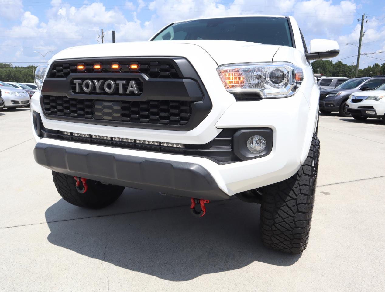 Toyota Tacoma SR5 Double Cab 4WD V6 2023