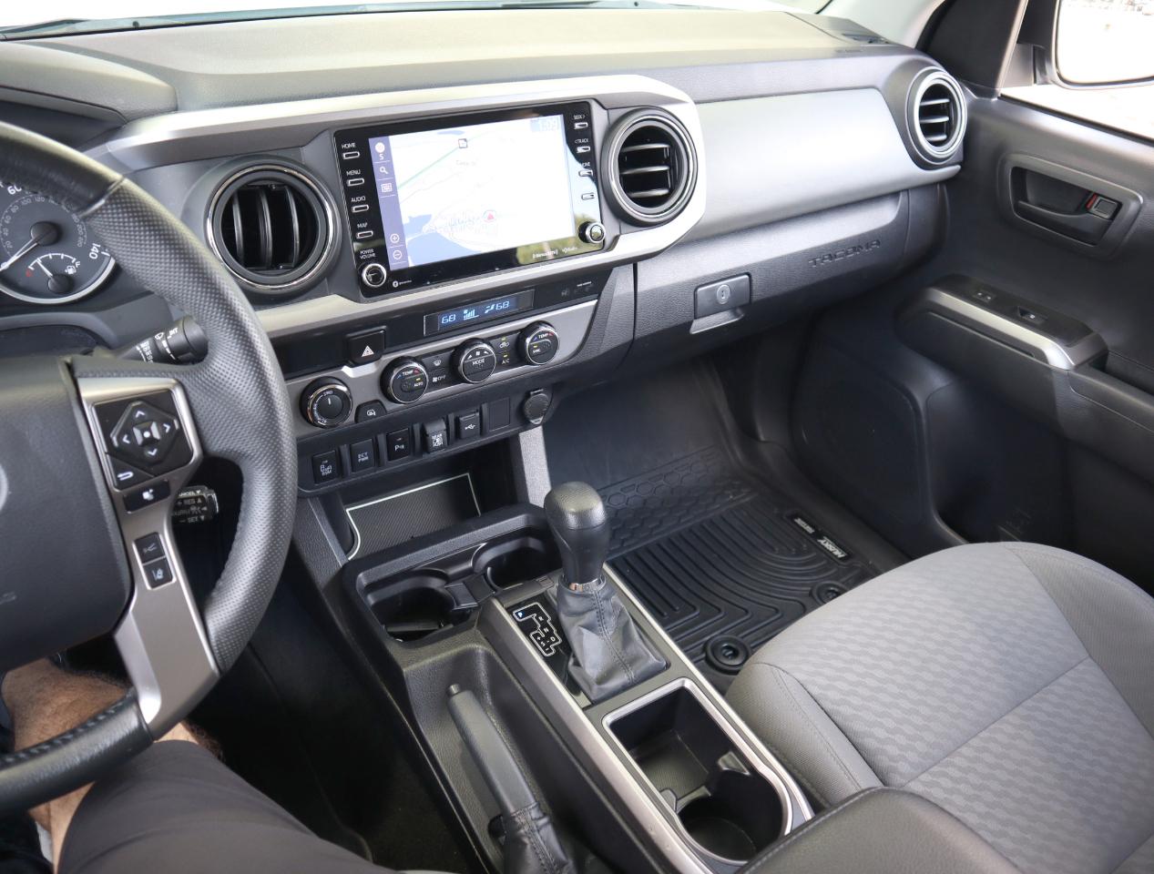 Toyota Tacoma SR5 Double Cab 4WD V6 2023