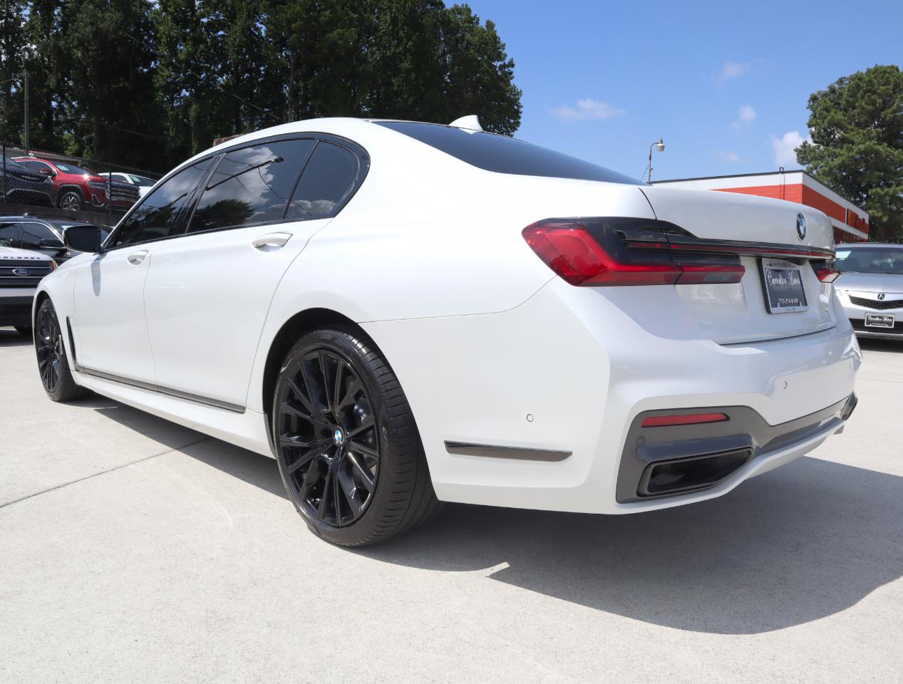 BMW 7-Series 740i 2022
