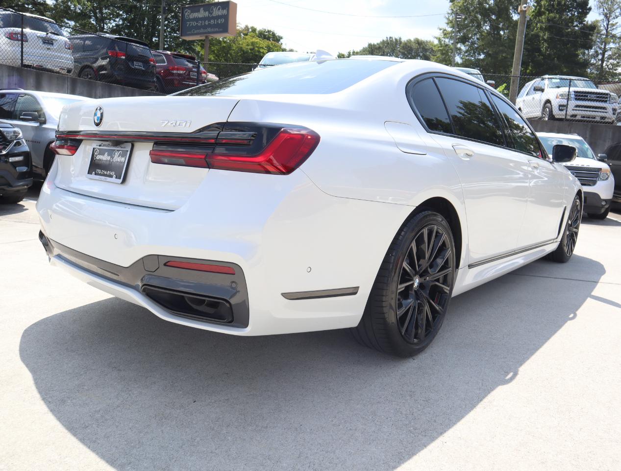 BMW 7-Series 740i 2022