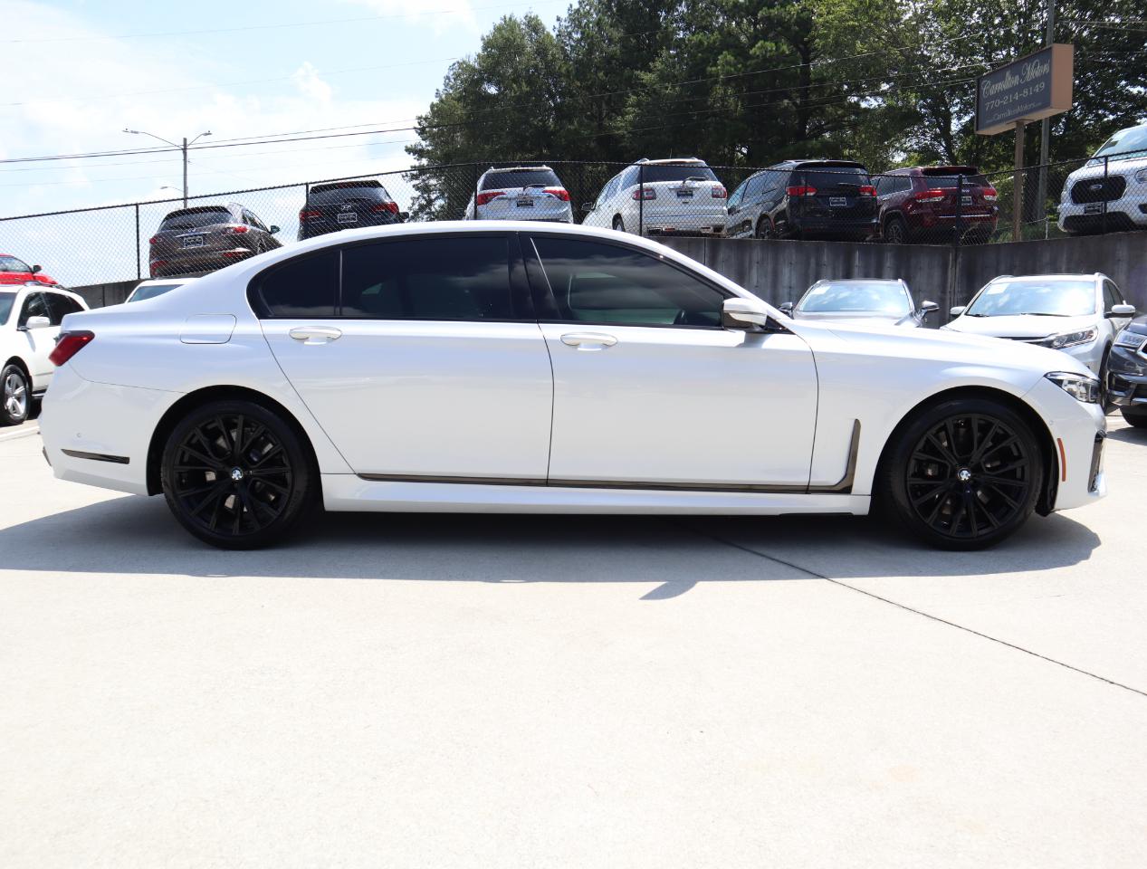 BMW 7-Series 740i 2022