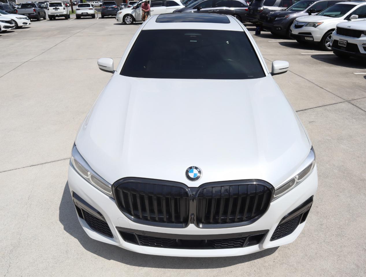 BMW 7-Series 740i 2022