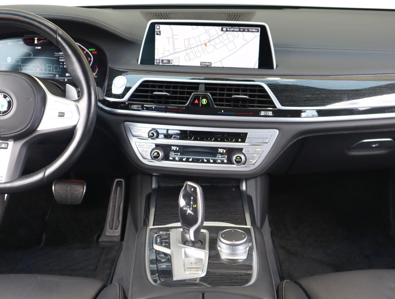 BMW 7-Series 740i 2022