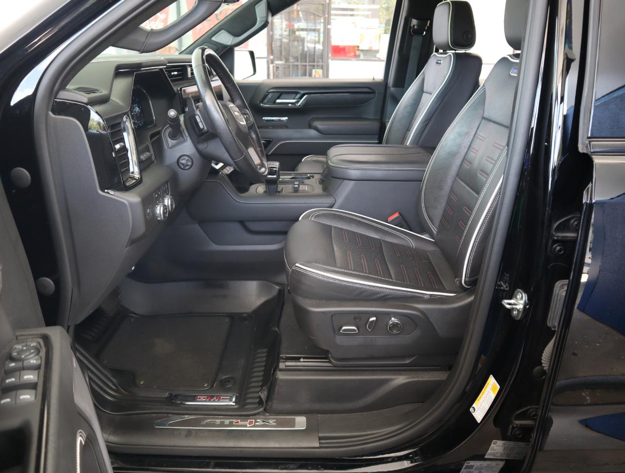 GMC Sierra 1500 AT4X Crew Cab 4WD 2023