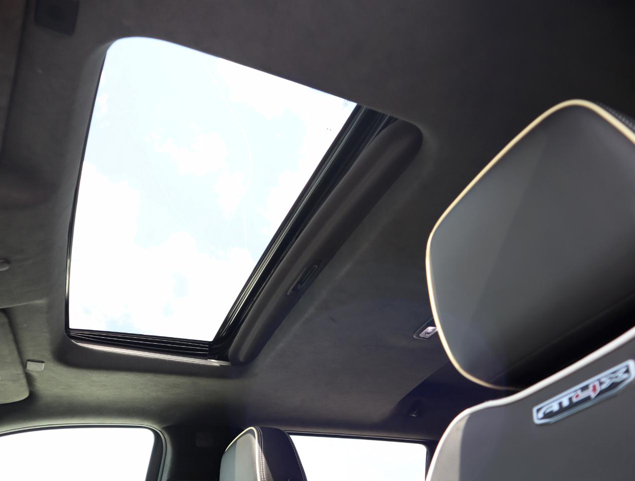 GMC Sierra 1500 AT4X Crew Cab 4WD 2023