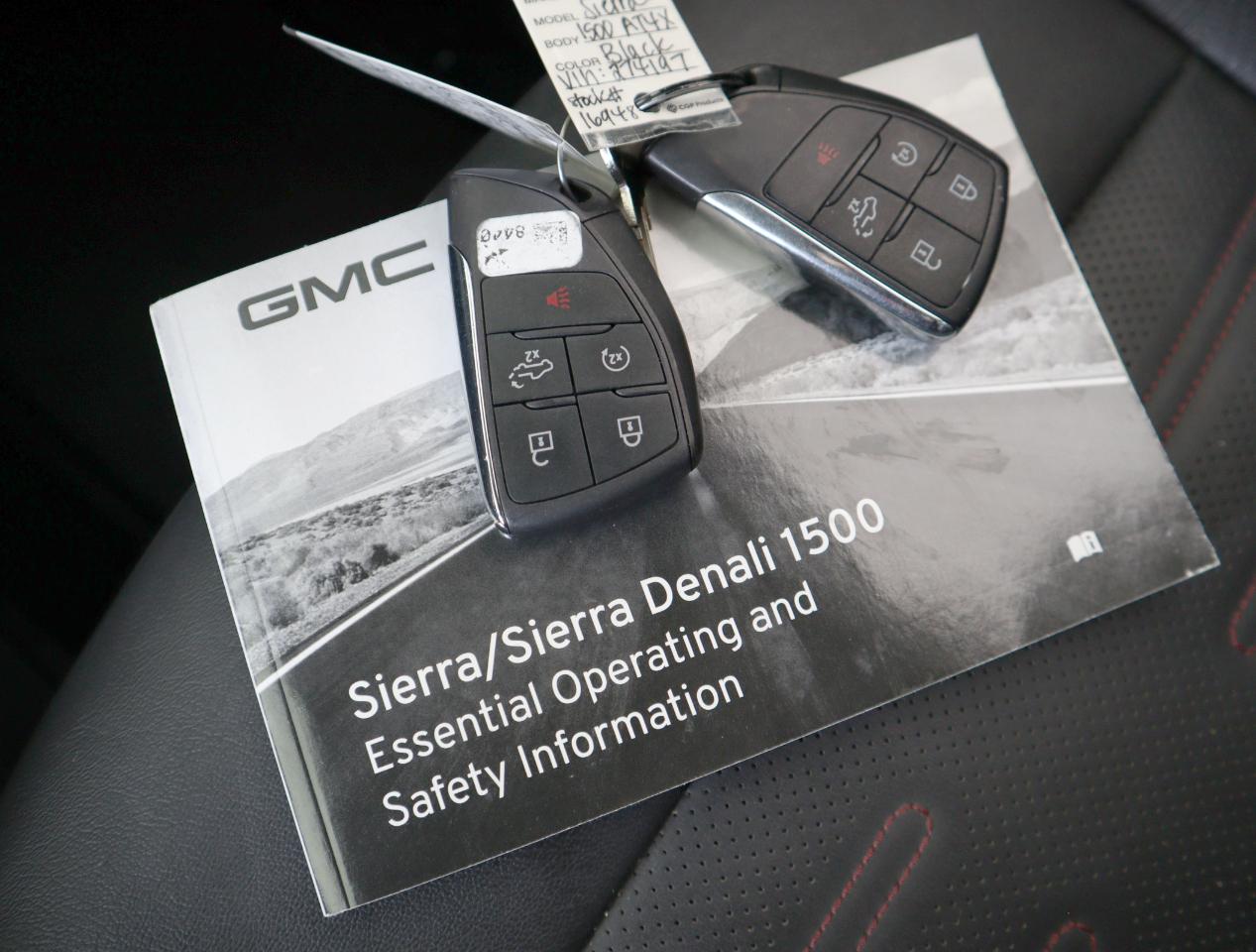 GMC Sierra 1500 AT4X Crew Cab 4WD 2023