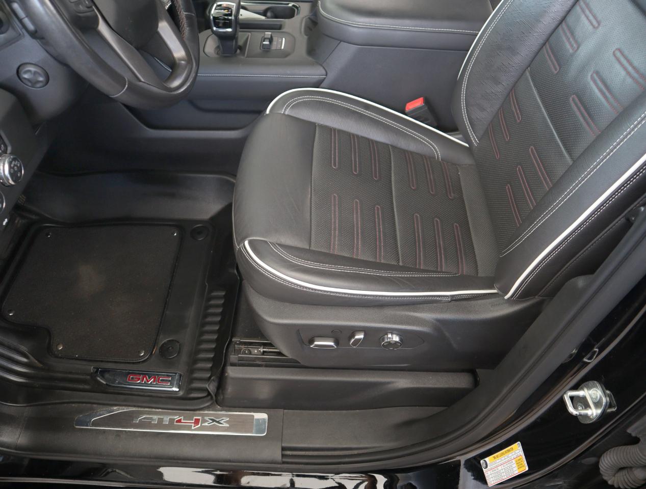GMC Sierra 1500 AT4X Crew Cab 4WD 2023