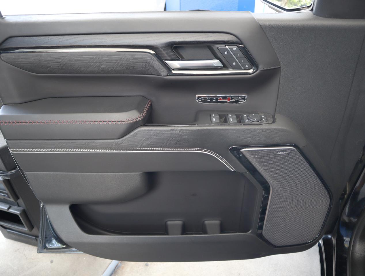 GMC Sierra 1500 AT4X Crew Cab 4WD 2023