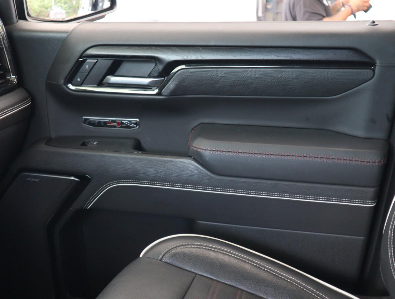 GMC Sierra 1500 AT4X Crew Cab 4WD 2023