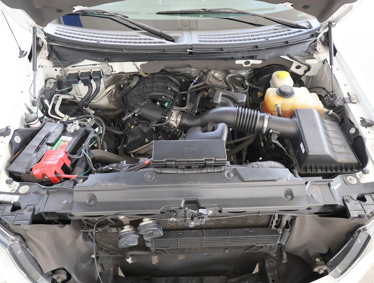 Ford F-150 STX 2WD 2014